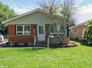 3215 Halsted St, Steger, IL 60475