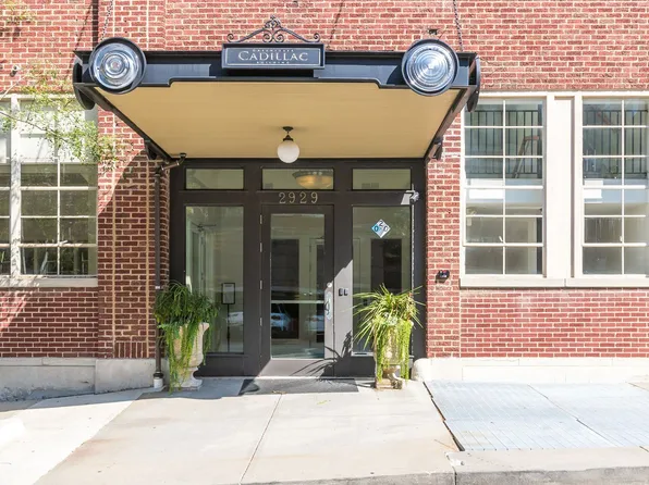 2929 McGee Trfy APT 200, Kansas City, MO 64108