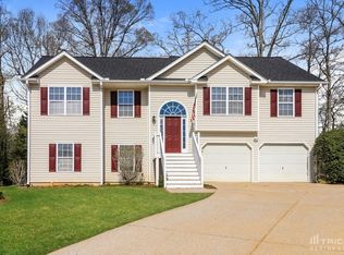 122 Alyce Ave, Dallas, GA 30157