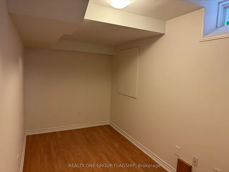 3857 Skyview St #LOWER — Photo 10