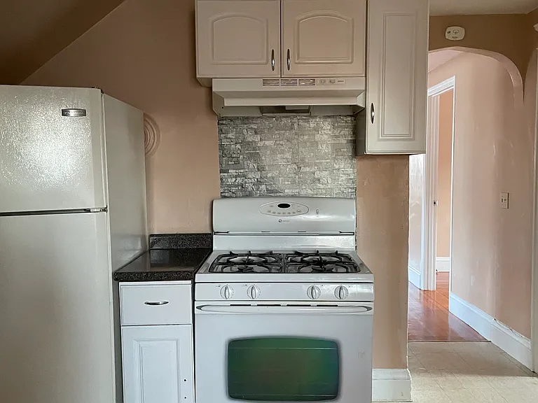 67 Bellevue Ave #3 — Photo 5