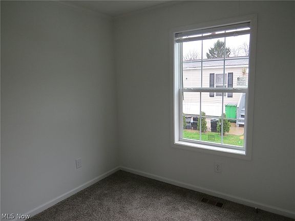 5th image of 2665 Eagle Point Dr