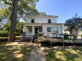 716 Robinson St, Danville, IL 61832