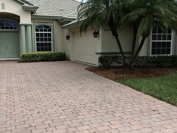 2nd image of 4649 NW Royal Oak Dr