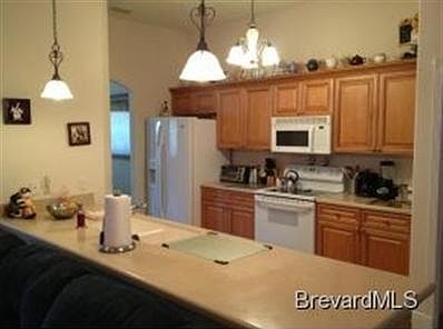 4th image of 305 Jennifer Dr