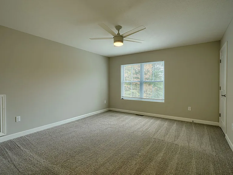 248 Hyatts Rd — Photo 39