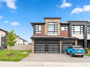 590 Triangle St, Ottawa, ON K2V 0M1