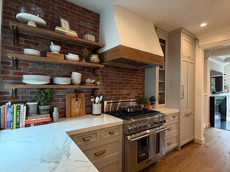 3876 Sacramento St — Photo 3