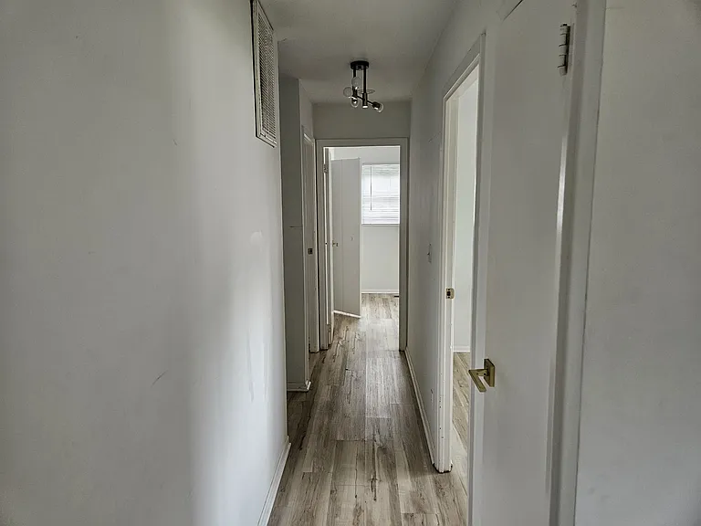 2804 Lawndale Dr — Photo 3