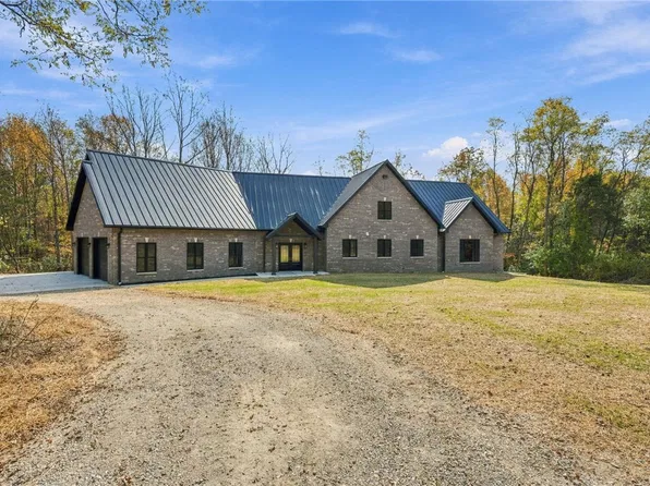 7995 New Paris Gettysburg Rd, New Paris, OH 45347