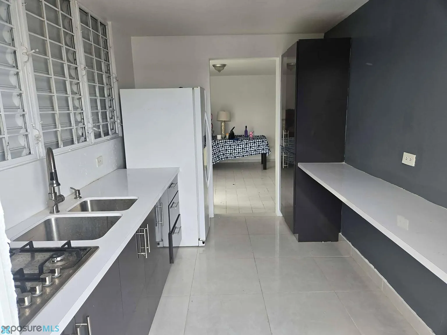 3 bed, 1.0 bath, 1400 sqft, $1,300 — Photo 4