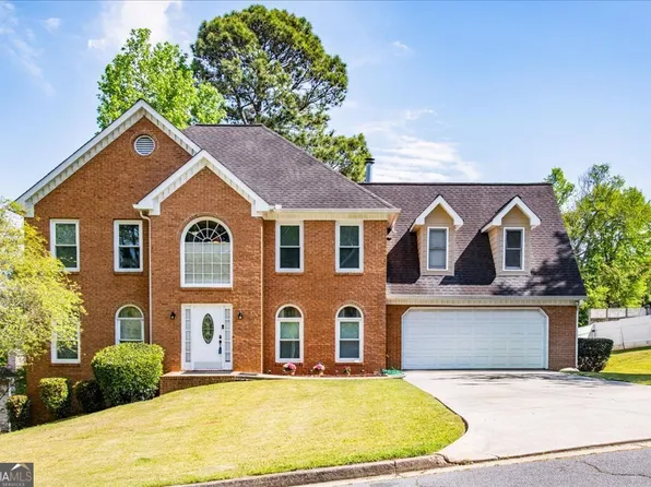 2253 Carrington Dr, Ellenwood, GA 30294