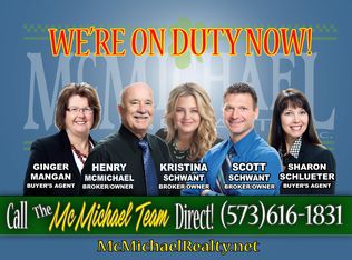 1415 Summit View Dr, Holts Summit, MO 65043