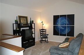 4th image of 108 Maple Leaf Dr