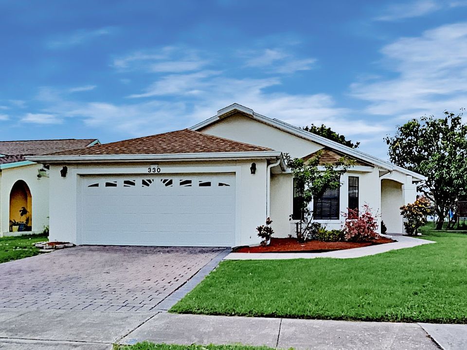 1st image of 330 Chicago Woods Cir
