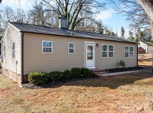 503 E Herman St, Newton, NC 28658