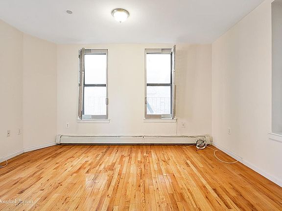 4th image of 1813 Amsterdam Ave Unit 3A