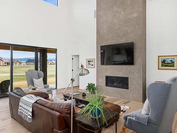 5th image of 2509 Bear Lake Drive