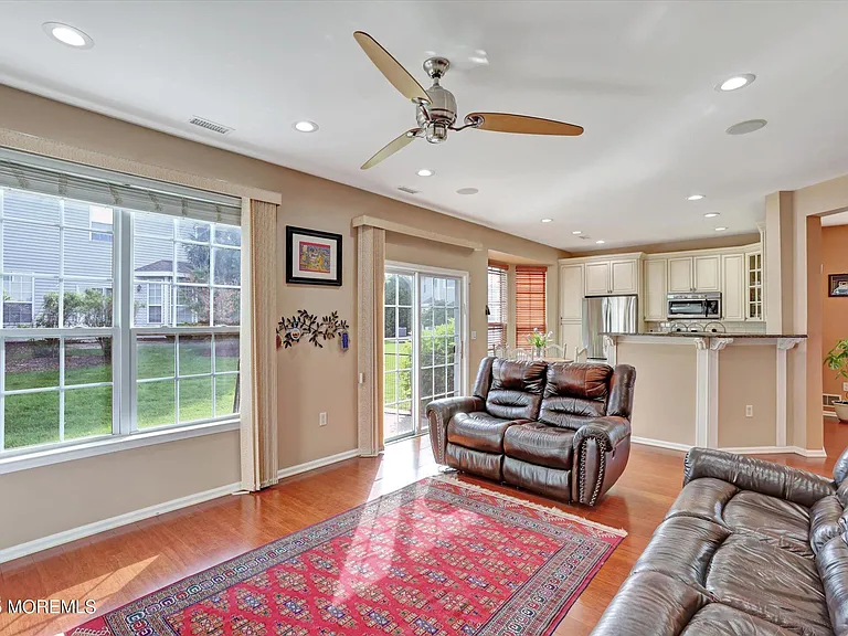 150 Nathan Dr — Photo 14