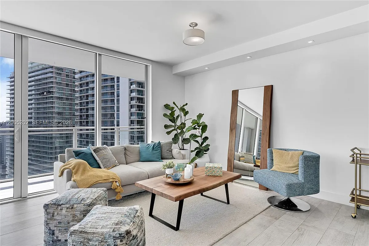 Building Photo - 1080 Brickell Ave #2601