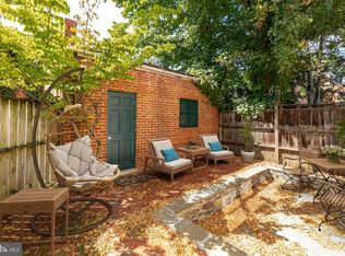 1238 34th St NW, Washington, DC 20007