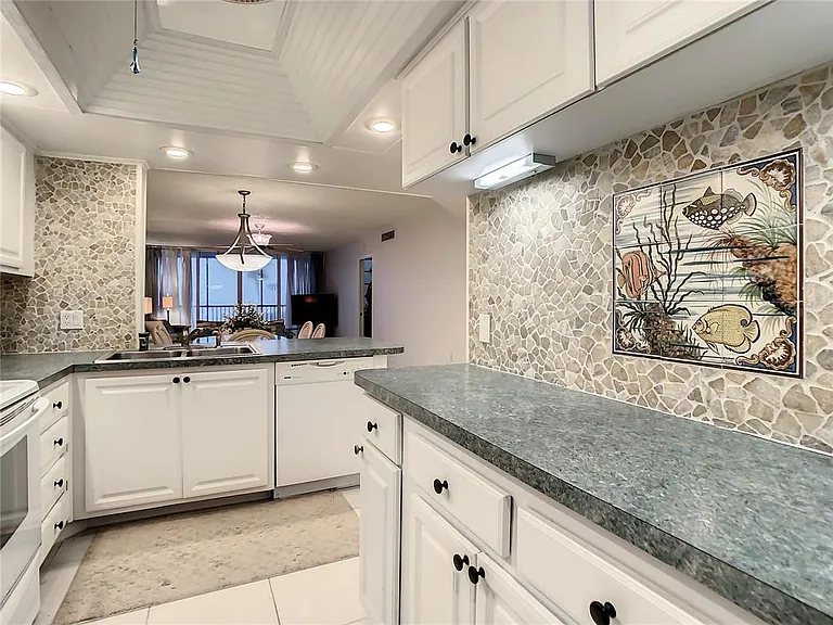 18304 Gulf Blvd #116 — Photo 14