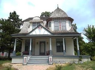 582 Park St, Elgin, IL