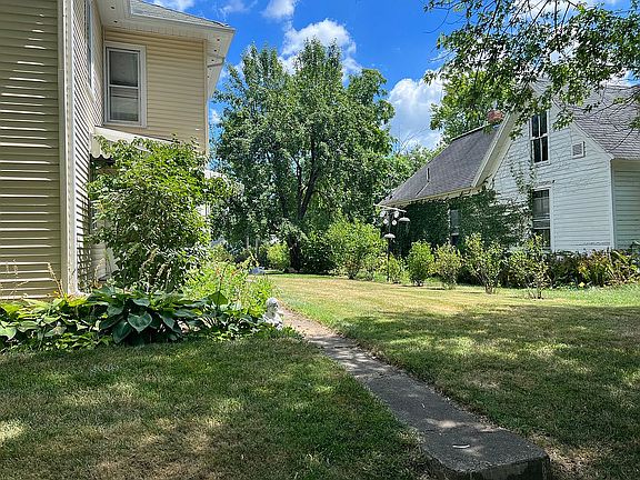 Side yard on south side