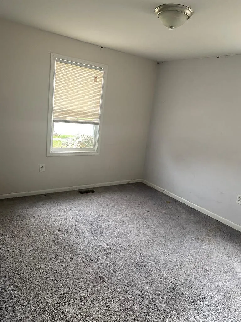 7309 Allentown Rd — Photo 3