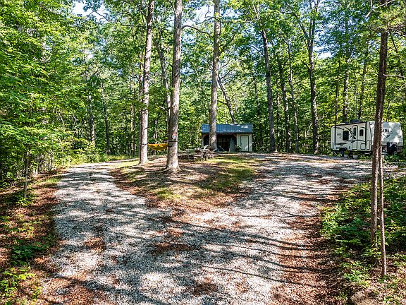 2nd image of 300 Radford Hollow Rd