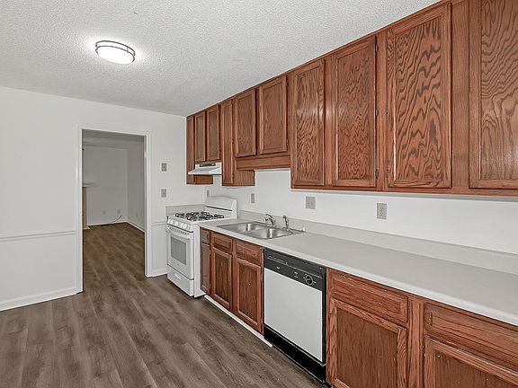 4th image of 1186 Magnolia Way SE
