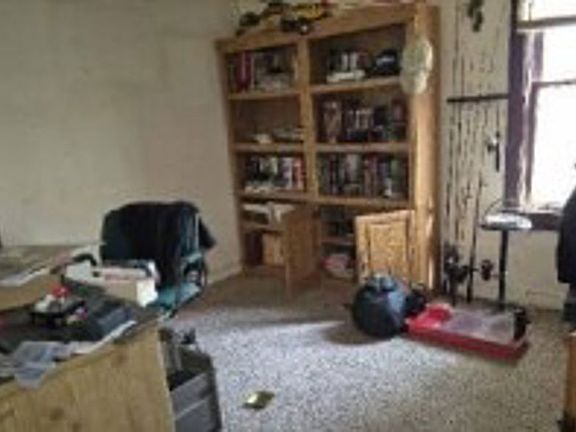 2nd image of 434 Wisconsin St