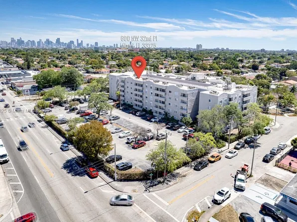 600 NW 32nd Pl APT 502, Miami, FL 33125