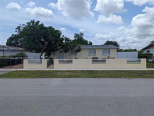 11934 SW 181st St Photo 1