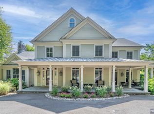 570 Farview Ave, Wyckoff, NJ 07481