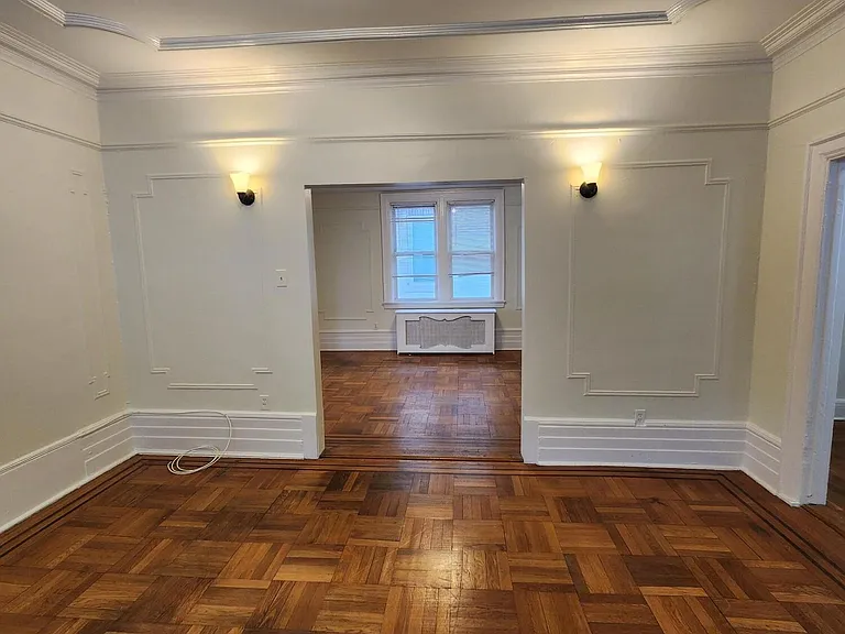 164 Cromwell Ave #2 — Photo 5