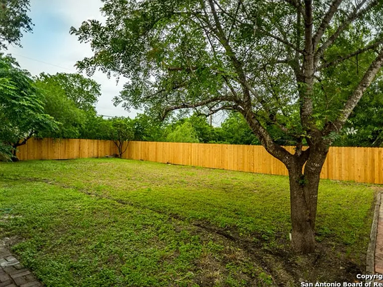 329 Tuttle Rd — Photo 18