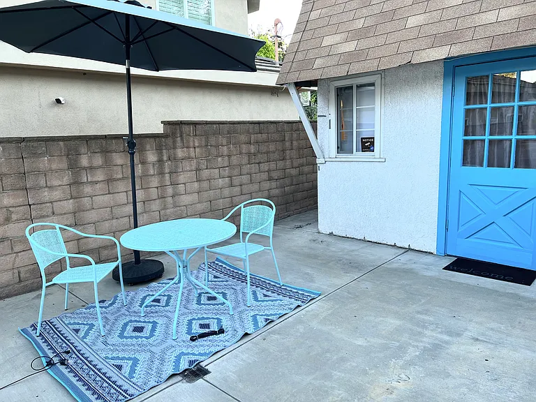 1145 Valencia Way — Photo 6