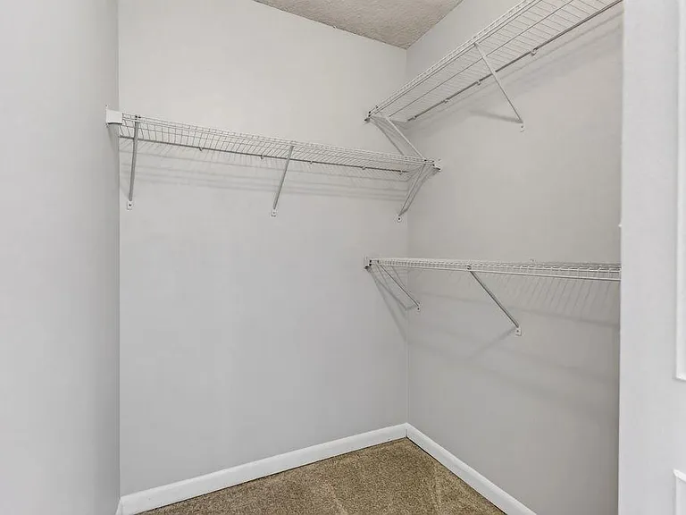 718 Executive Center Dr #16 — Photo 12