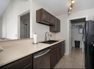 10136 Carnation Ct APT 10, Florence, KY 41042