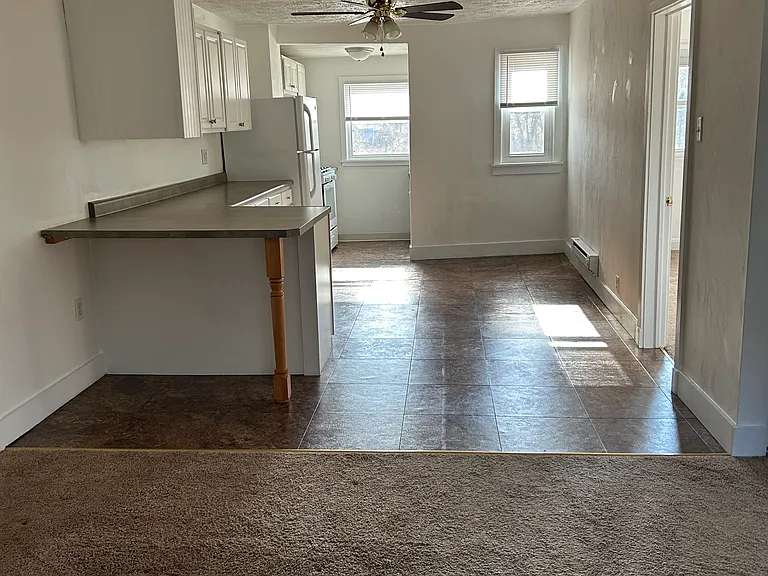 1430 Muldowney Ave — Photo 13