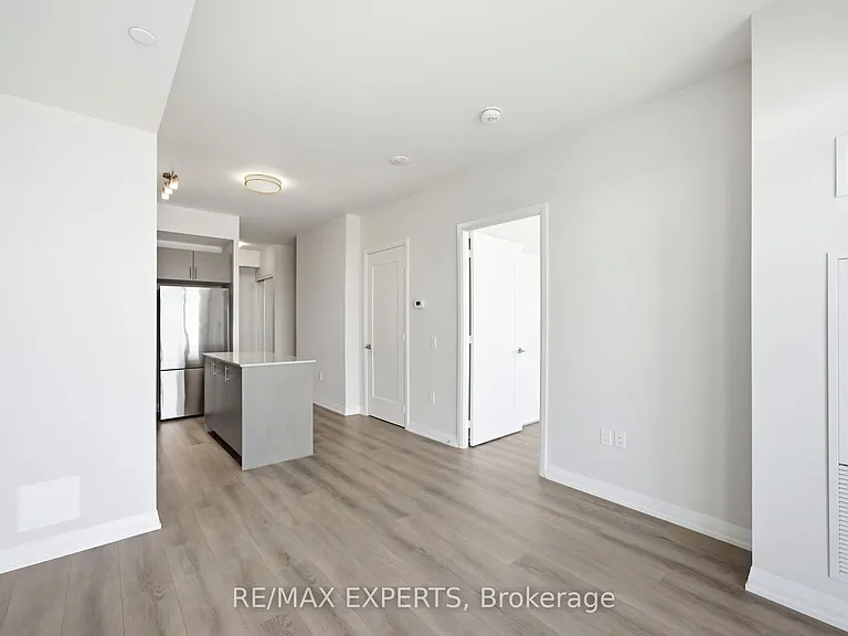 9000 Jane St #1220 — Photo 19