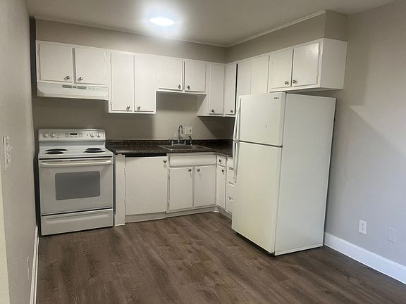 3rd image of 1592 Boston St APT 305