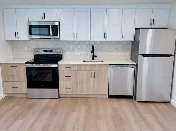 46 N Hamilton St, Poughkeepsie, NY