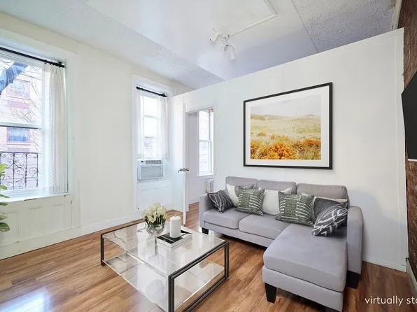 124 Thompson St #3F, New York, NY 10012