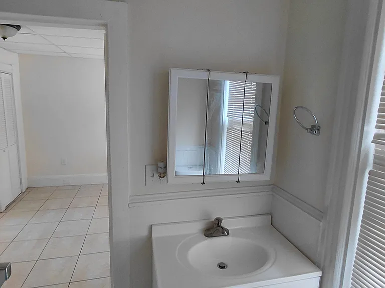 21 Morris St #A — Photo 13