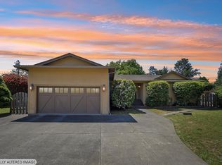 243 Princeton Drive, Sebastopol, CA 95472