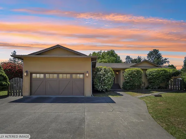 243 Princeton Drive, Sebastopol, CA 95472