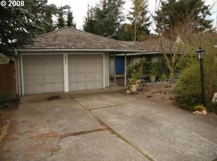 15750 SW Autumn Ln, Beaverton, OR 97007