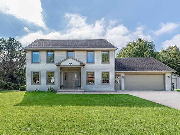 2nd image of 208 Chancery Ln